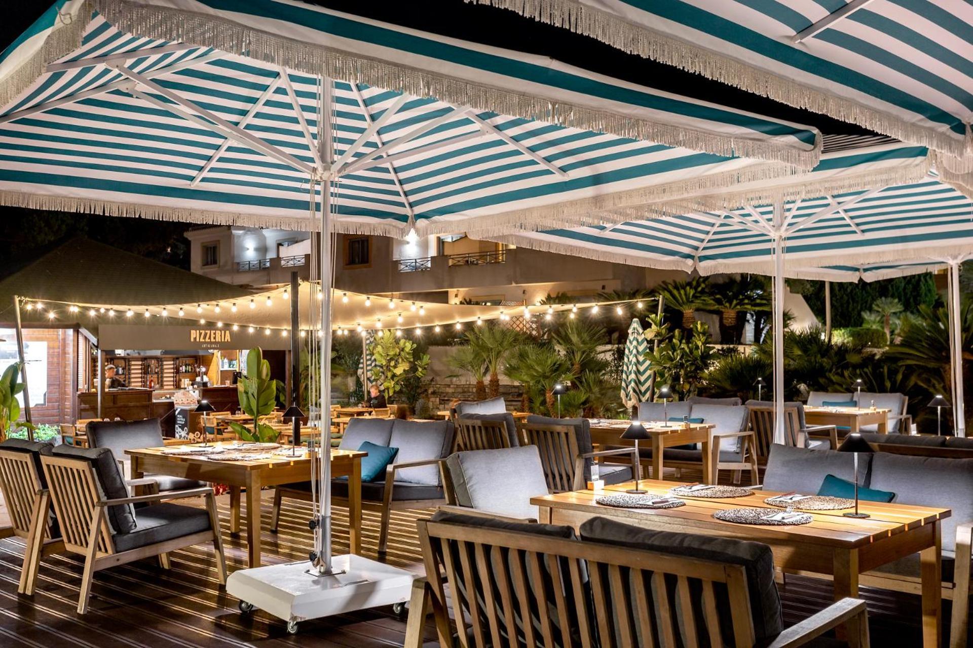 Grande Real Santa Eulalia Resort & Hotel Spa Albufeira Exterior foto The Deck