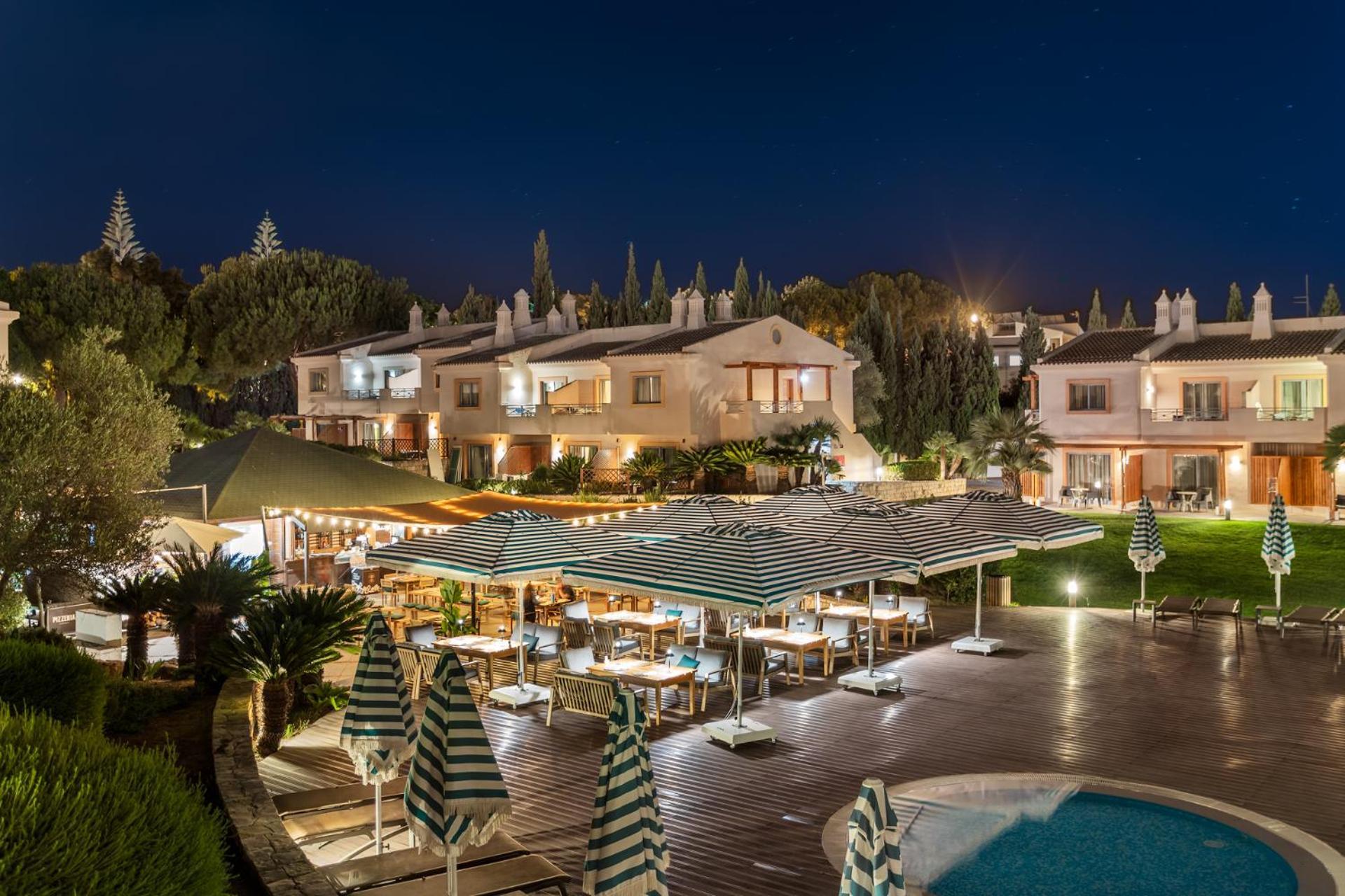 Grande Real Santa Eulalia Resort & Hotel Spa Albufeira Exterior foto The Village Resort