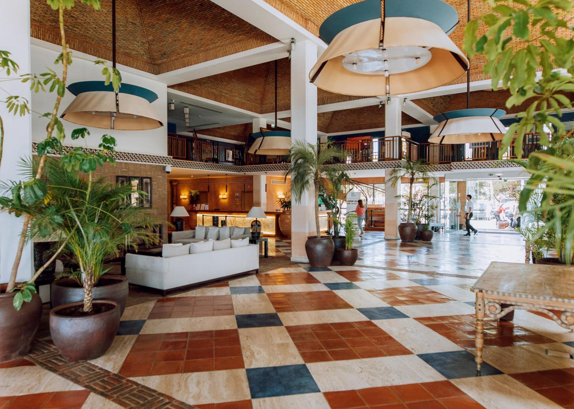 Grande Real Santa Eulalia Resort & Hotel Spa Albufeira Exterior foto Lobby