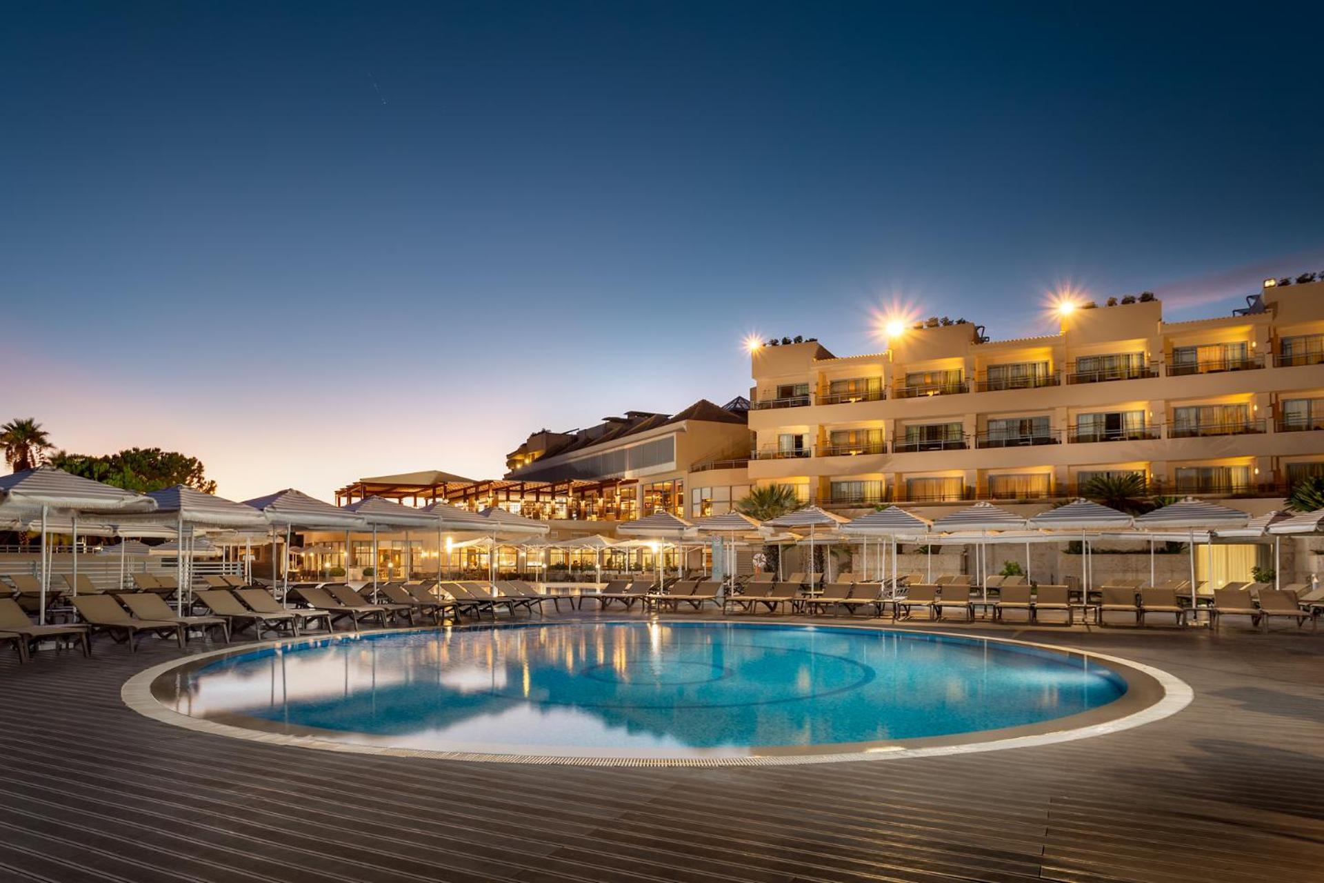 Grande Real Santa Eulalia Resort & Hotel Spa Albufeira Exterior foto The Royal