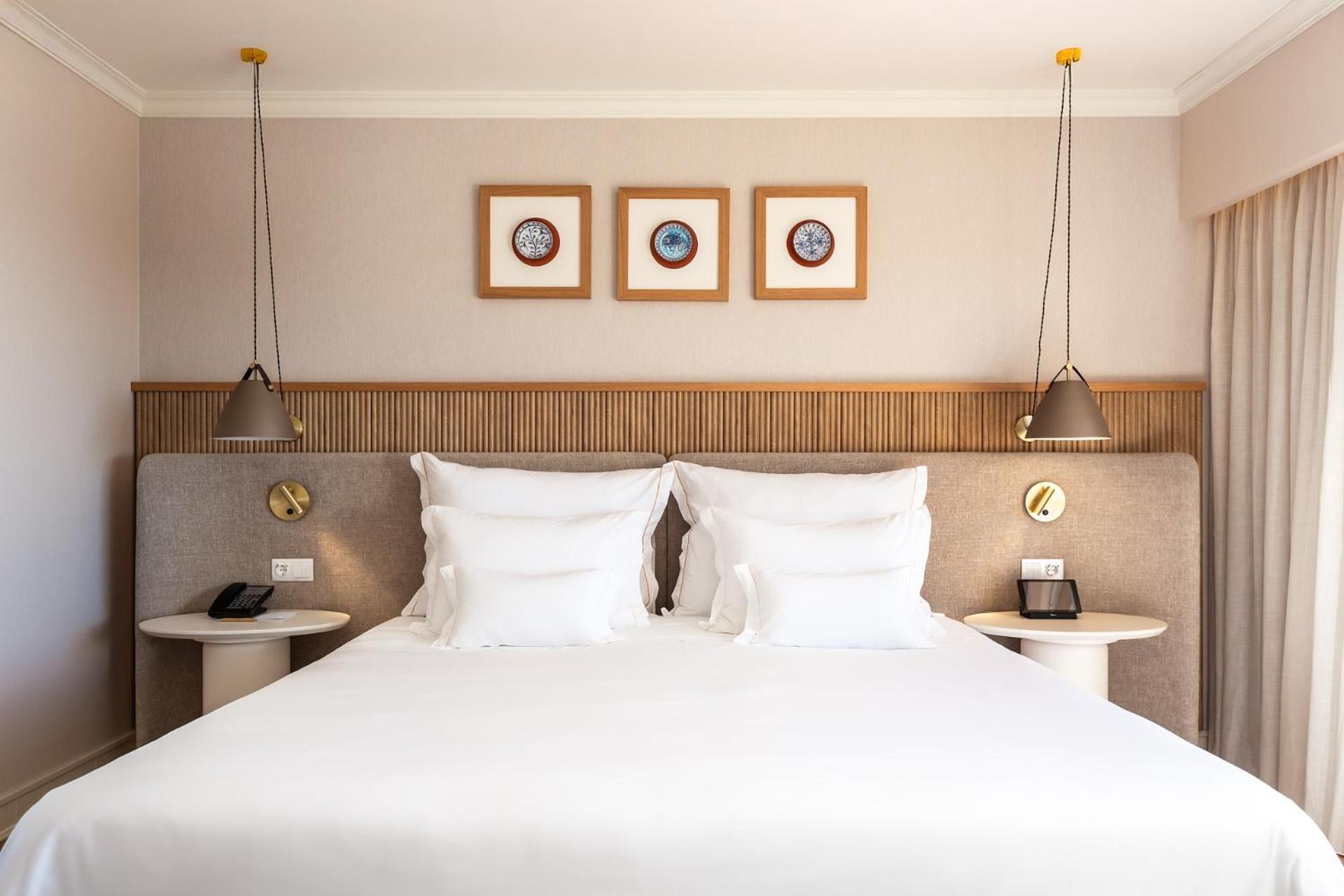 Grande Real Santa Eulalia Resort & Hotel Spa Albufeira Exterior foto A bedroom at the hotel